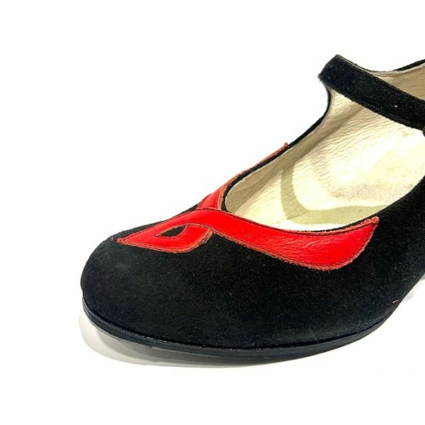 zapato de flamenco quintilla ante negro detalle